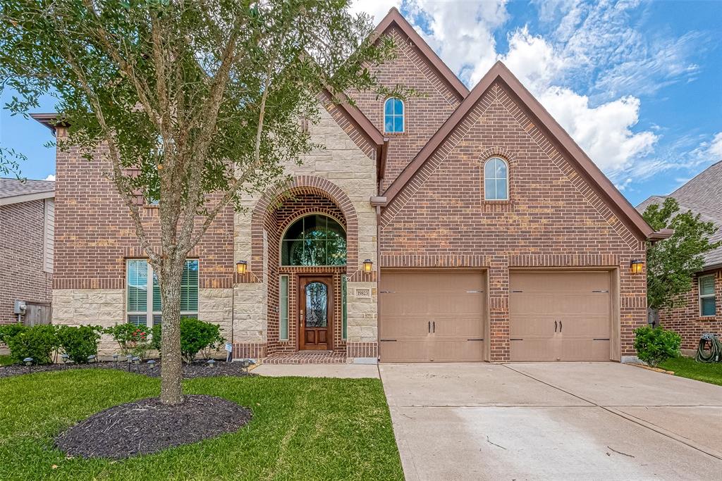 Beautiful Brick and Stone Elevation