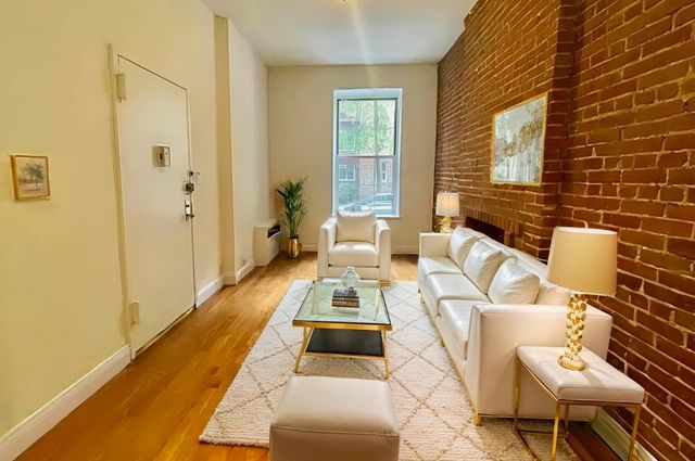 $2,275 | 536 East 89th Street, Unit B | Upper East Side