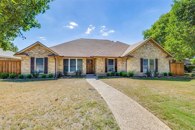 $545,000 | 912 Redondo Circle | Plano