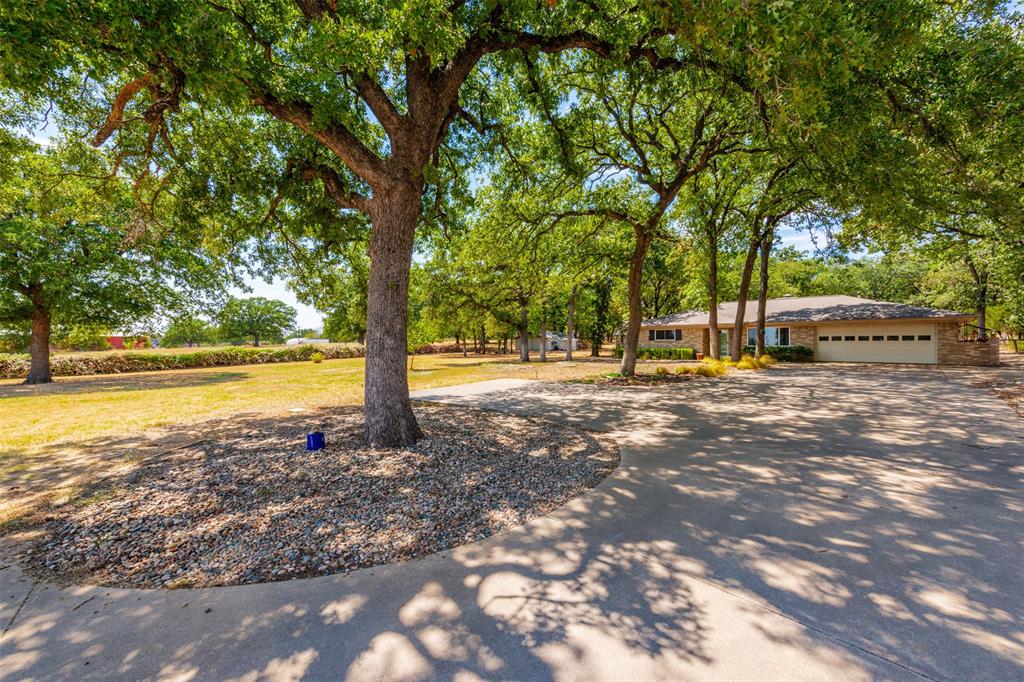3.7 Acres of Residential Land with Home for Sale in Alvarado