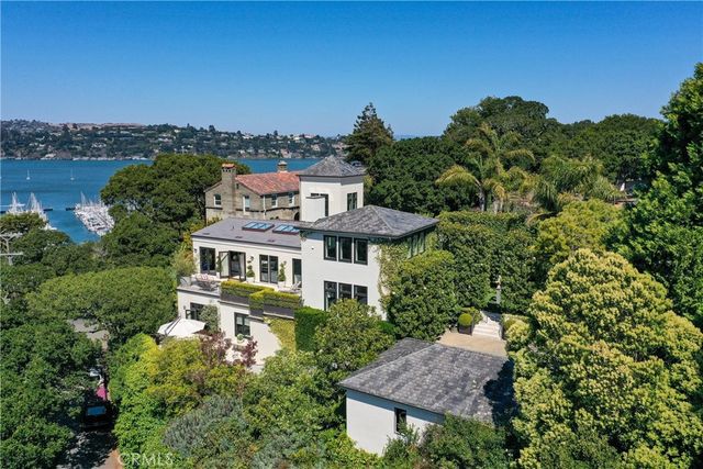 $7,750,000 | 190 Harrison Avenue | The Hill