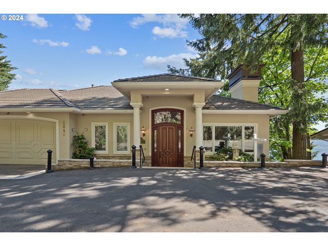 $3,250,000 | 2240 Summit Court | Lakeview-Summit