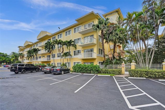 $299,000 | 1515 East Broward Boulevard, Unit 416 | Victoria Park