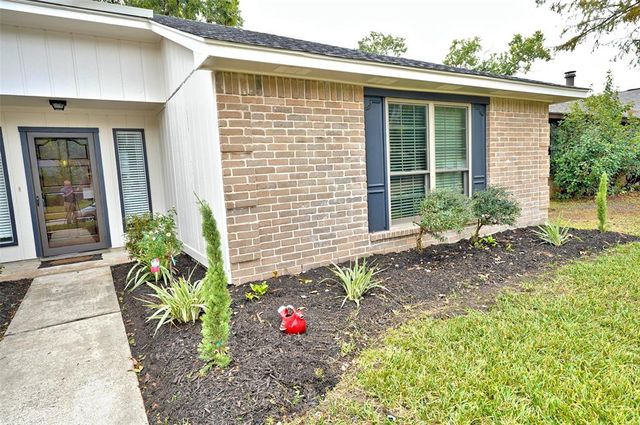 $2,000 | 16715 Maplemont Drive | Sommerall