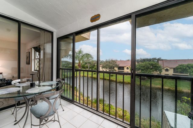 $299,000 | 5099 Splendido Court, Unit S