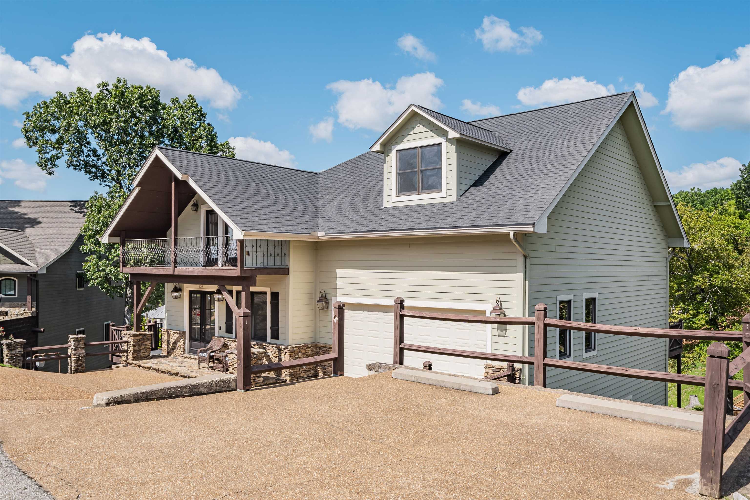 a view of house and outdoor space