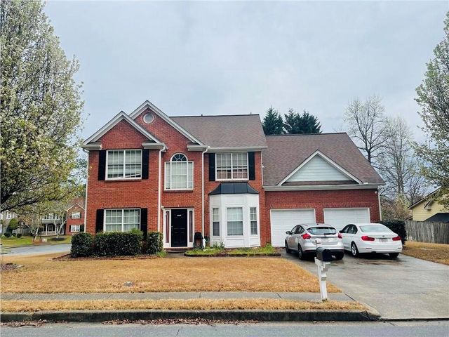 $389,900 | 1021 Fountain Glen Drive