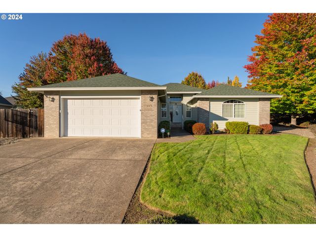 $549,000 | 217 Christopher Court | Roseburg North