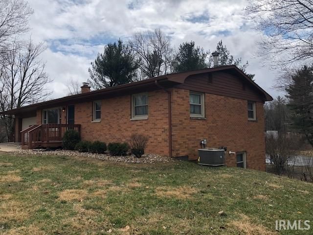 $2,400 | 1100 East Prairie Drive | Bloomington Township - Monroe County