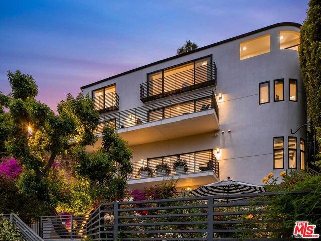 $4,495,000 | 8480 Harold Way | Sunset Strip-Hollywood Hills West