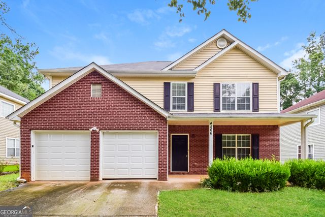 $2,000 | 4566 Carriage Park Drive | Stonecrest