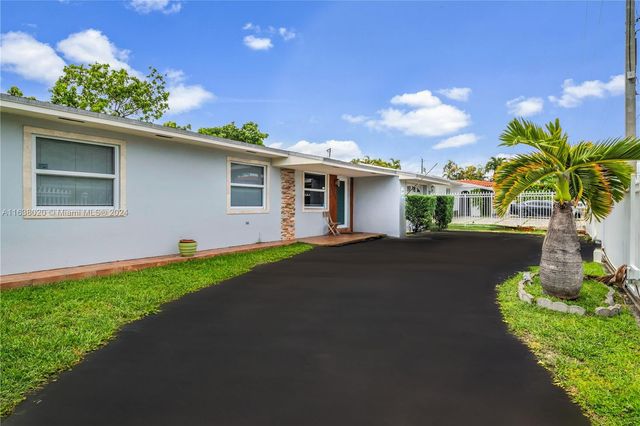 $999,999 | 1780 Southwest 29th Avenue | Coral Gate