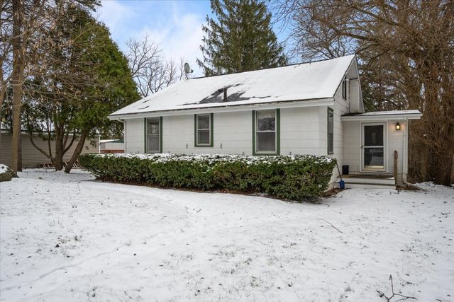 $247,500 | 401 East Main Street | Algonquin Township - McHenry County