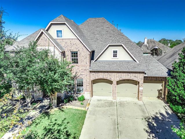 $749,900 | 30510 Cedar Woods Street | Fulbrook on Fulshear Creek