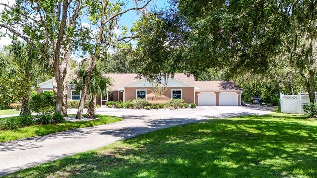 $675,000 | 7510 Cypress Knoll Drive | Cypress Knolls