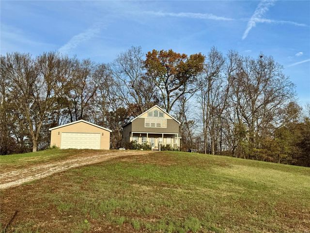 $250,000 | 460 Glory Way | Whitewater Township - Cape Girardeau County