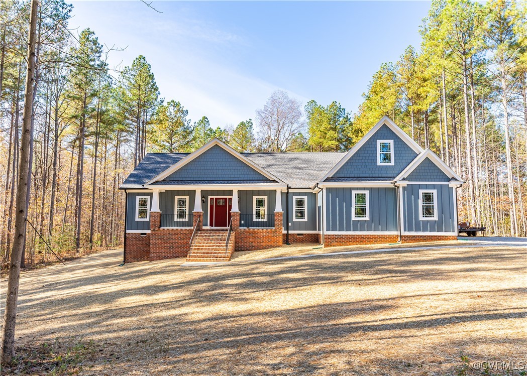 Craftsman house with a porch