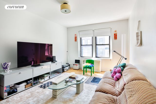 $1,350,000 | 99 East 4th Street, Unit 4F | East Village