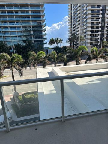 $555,000 | 5750 Collins Avenue, Unit 3H | Millionaire's Row