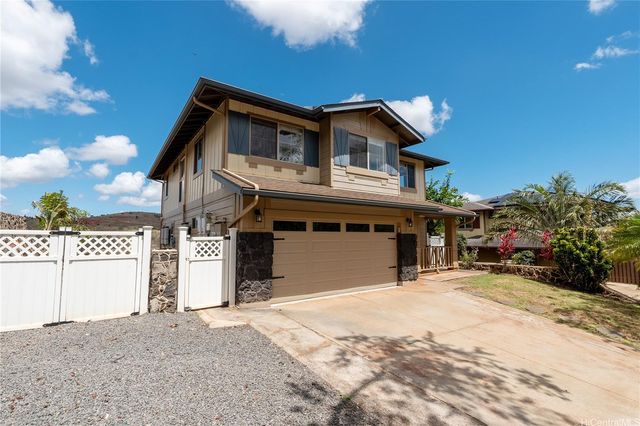 $1,375,000 | 92-1388 Punawainui Street | Upper Makakilo