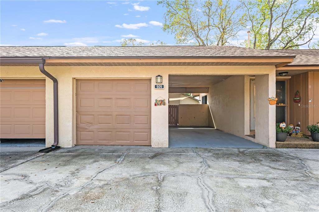 a view of a garage