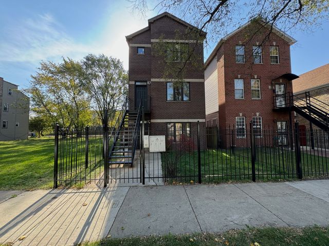 $179,000 | 3037 West Polk Street, Unit 2 | East Garfield Park