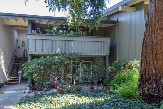 $720,000 | 150 Saratoga Avenue, Unit 330 | Santa Clara