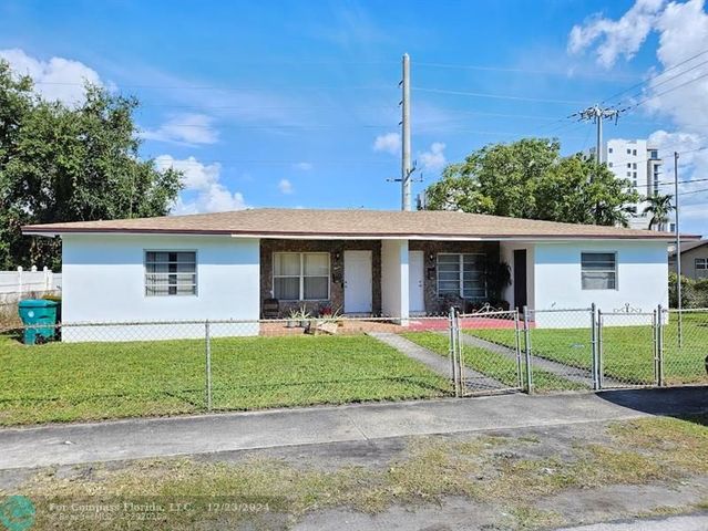 $650,000 | 202 Southwest 2nd Terrace | Dania Beach