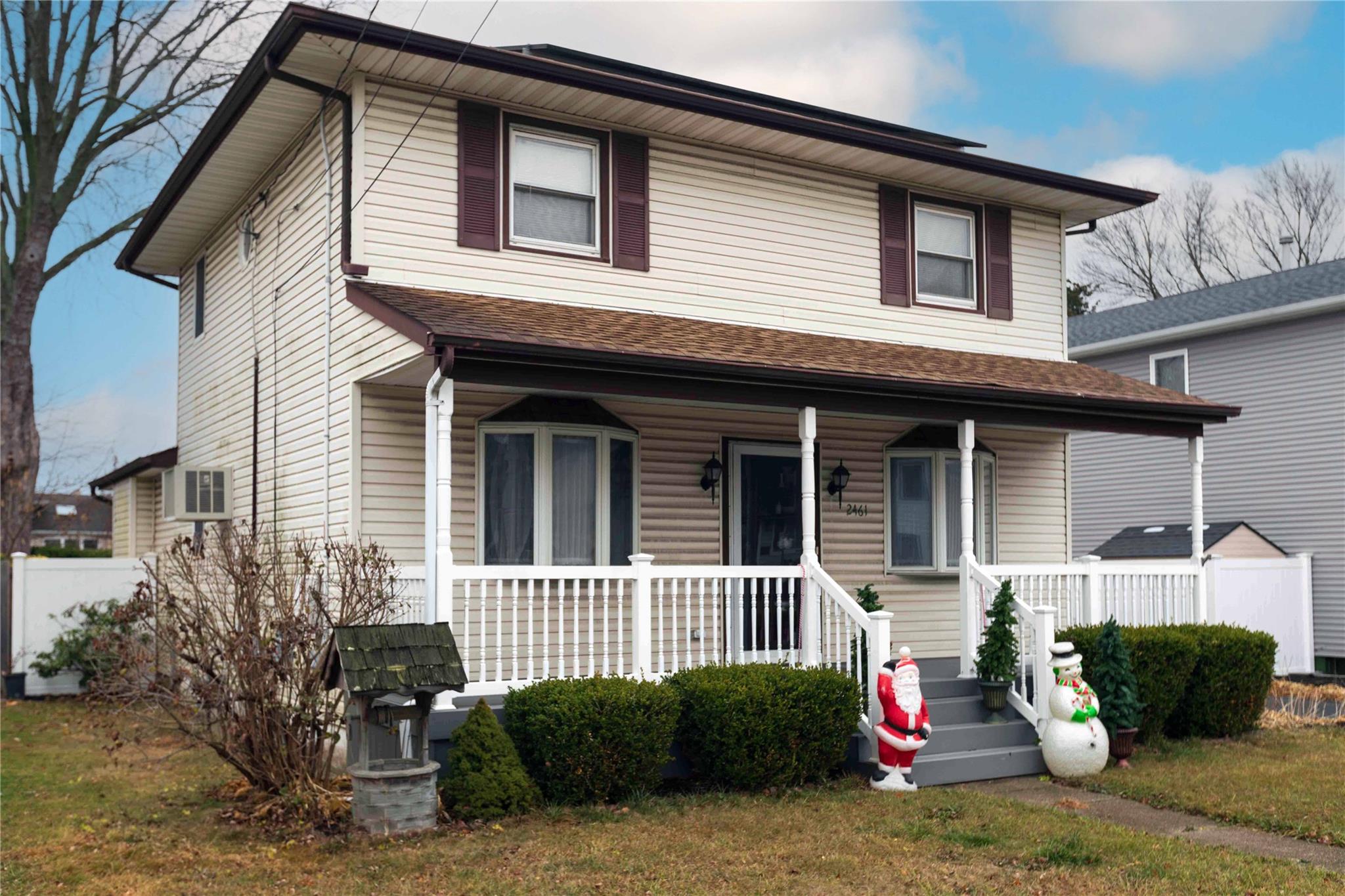 View of front of house featuring covered porch