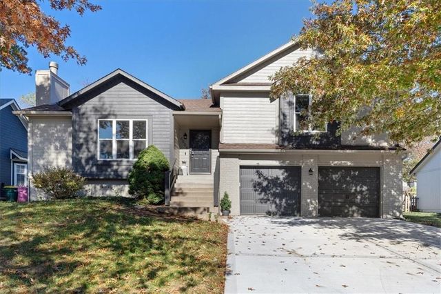 $449,950 | 6508 West 151st Place | Blue Valley