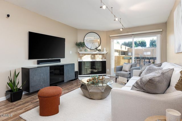 $669,000 | 355 South Madison Avenue, Unit 325 | Southeast Pasadena