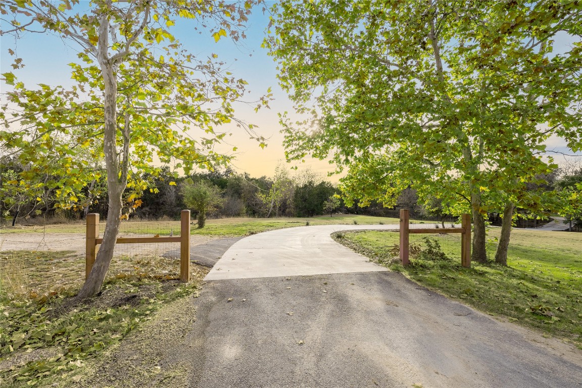 a view of outdoor space