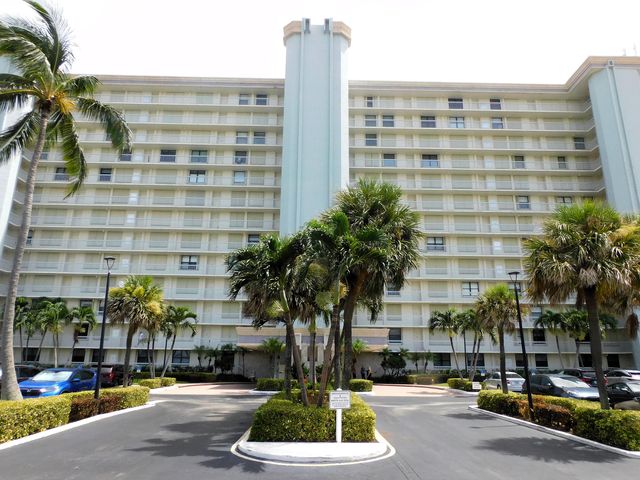 $3,500 | 10600 South Ocean Drive, Unit 1106 | Hutchinson Island South