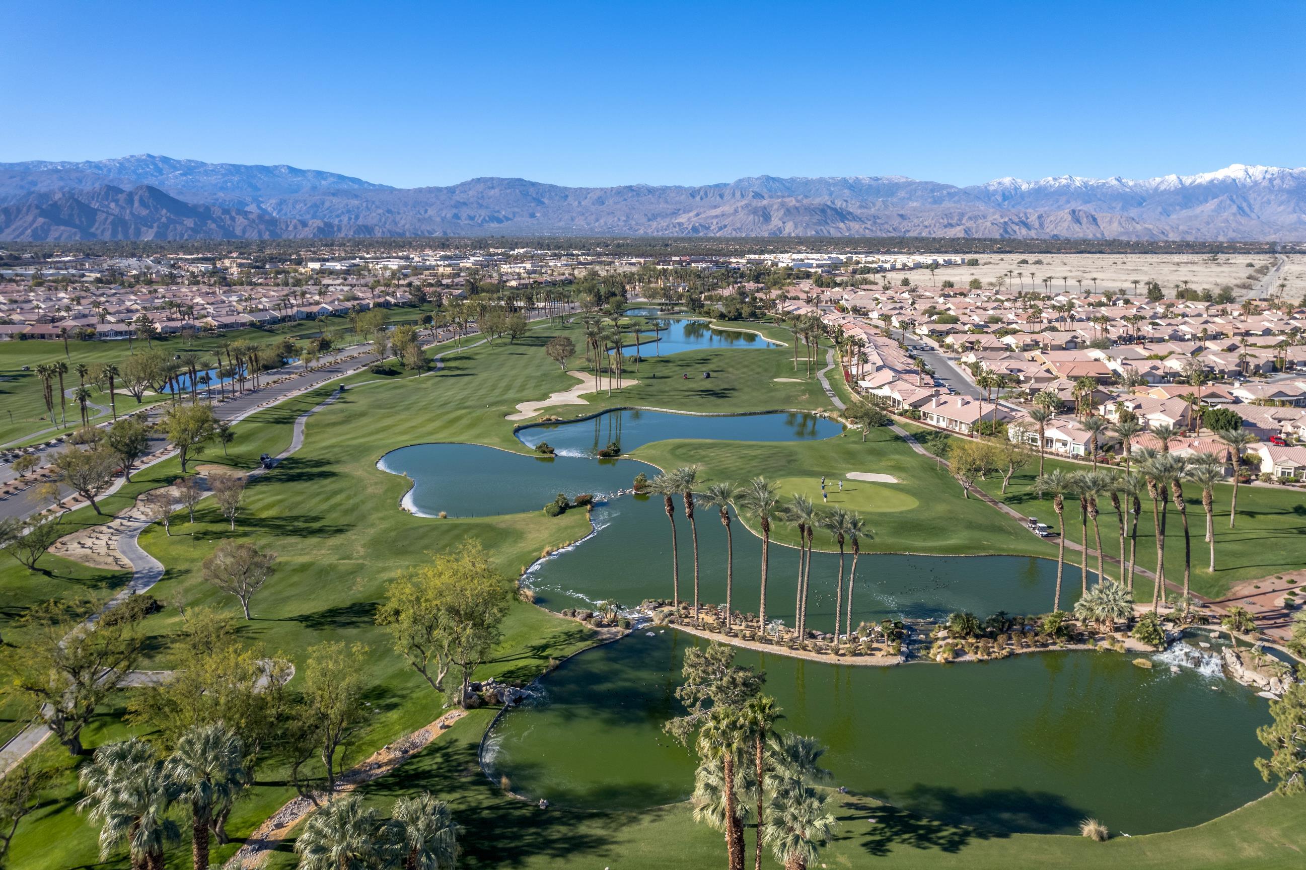 Water picture on golf course