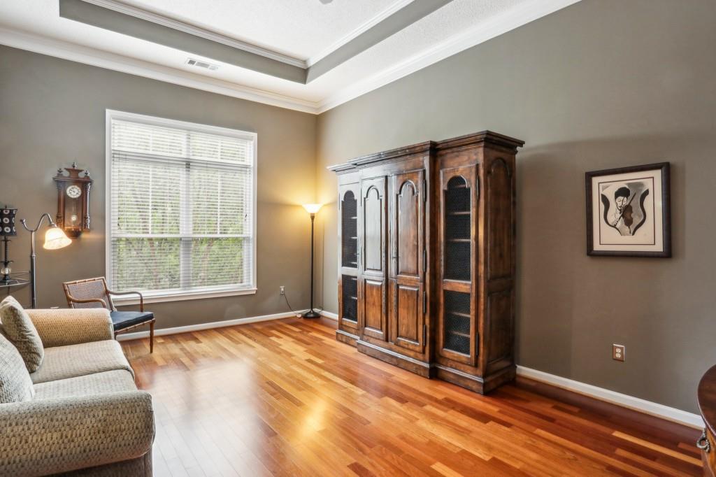 a view of livingroom with furniture and windows