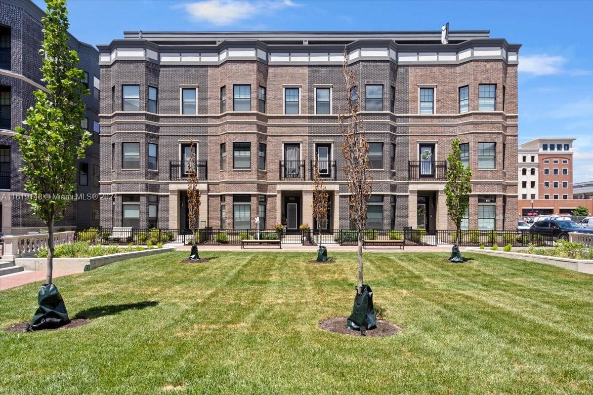 a building view with a outdoor space