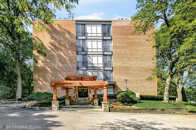 $230,000 | 5810 Oakwood Drive, Unit 2A | Lisle Township - DuPage County