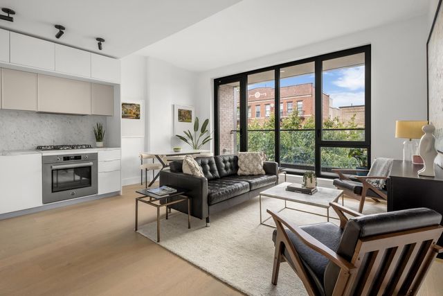 $1,525,000 | 450 Grand Avenue, Unit 4A | Clinton Hill