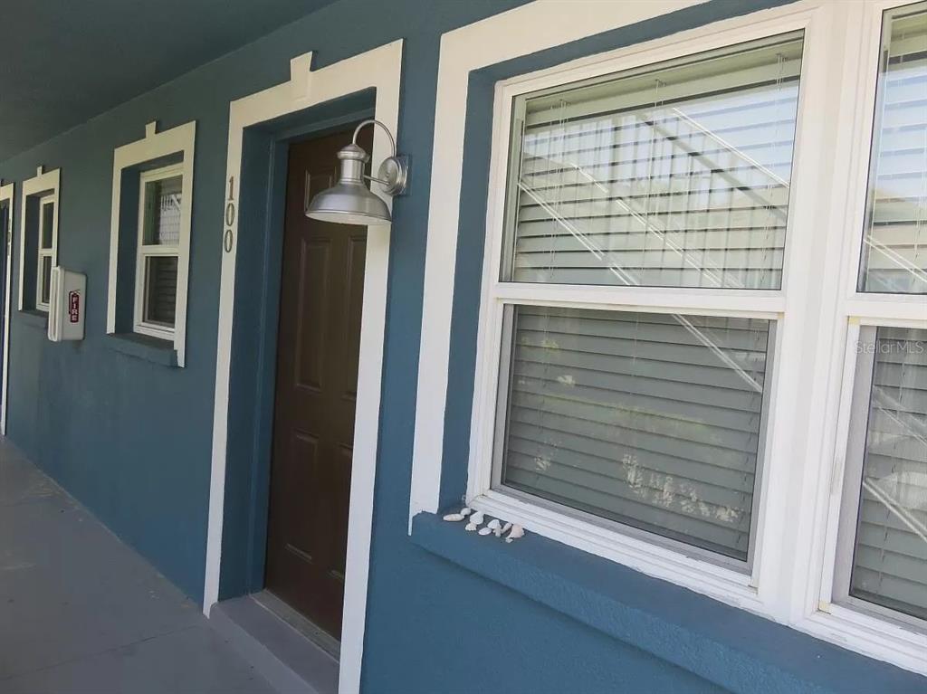 a view of an entryway of the house