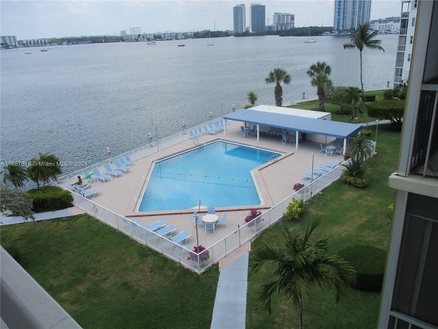 $245,000 | 3010 Marcos Drive, Unit R509 | Aventura