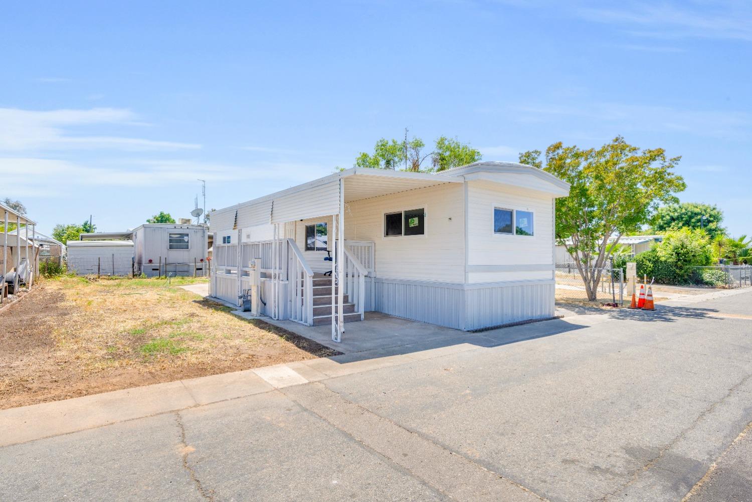 a view of a house with a garage