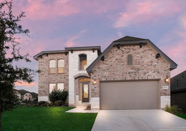 $560,000 | 8223 Peony Landing | North San Antonio