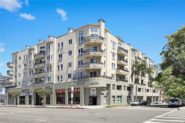 $938,000 | 12222 Wilshire Boulevard, Unit 403 | West Los Angeles