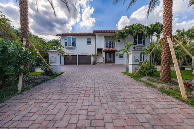 $4,499,000 | 4108 South Ocean Boulevard | Highland Beach