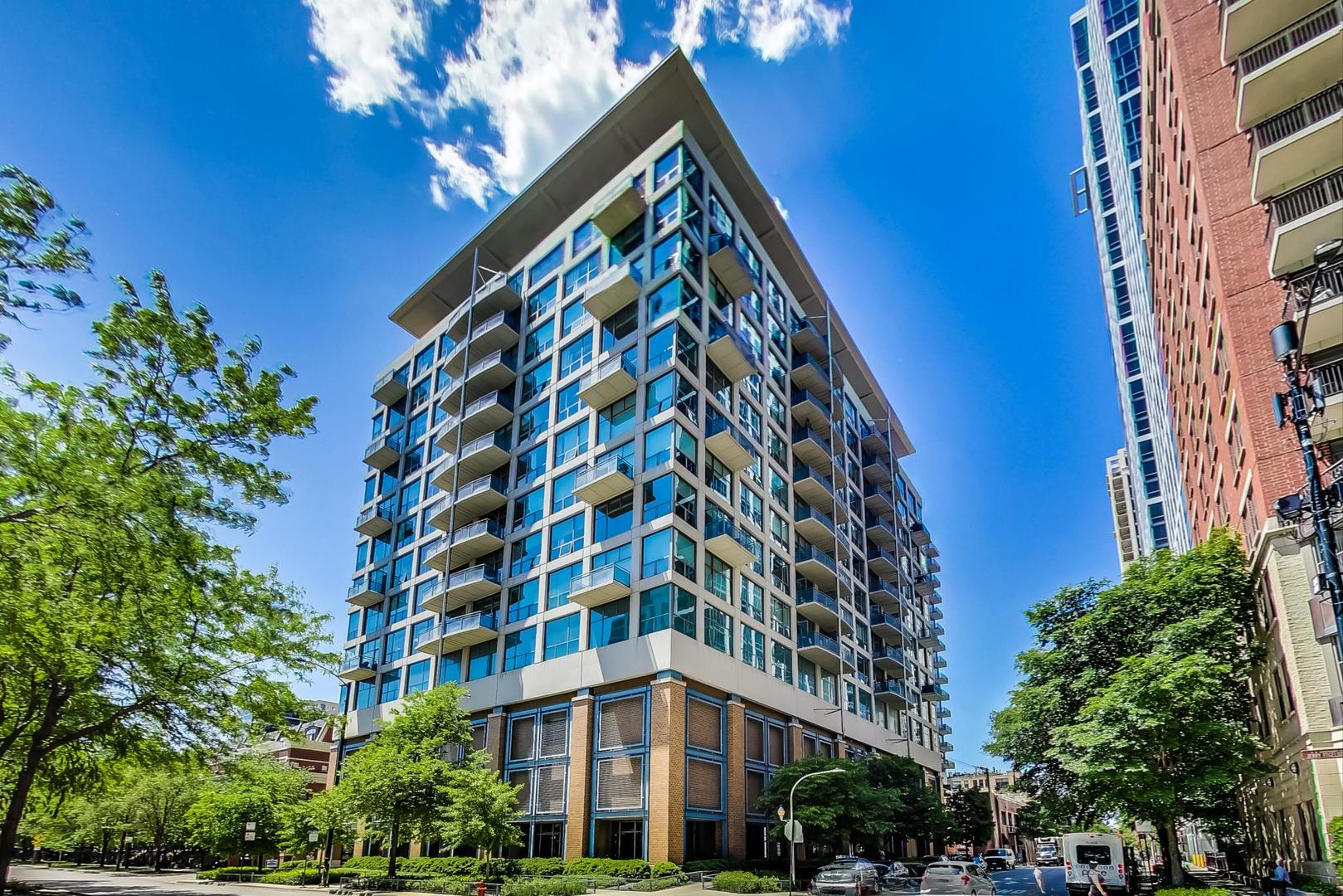 125 East 13th Street, Unit 710, Chicago, IL 60605 | Compass