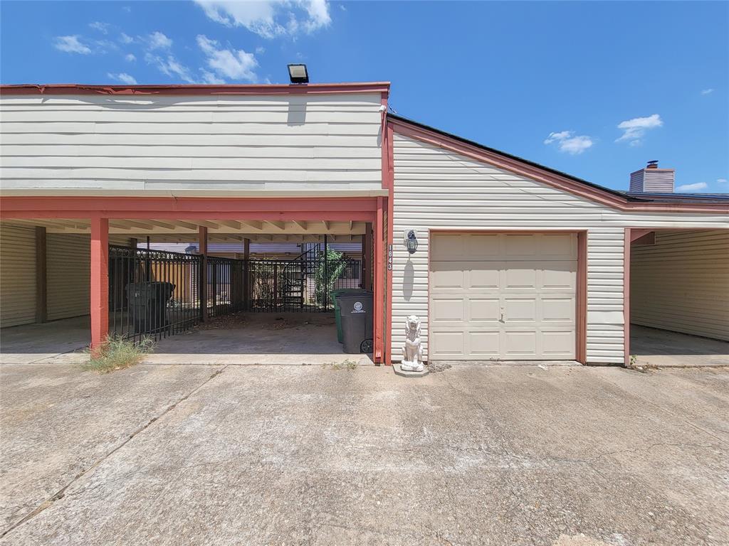 a view of a house with a garage