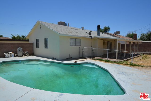 $361,000 | 1717 East Ave Q11 | Palmdale