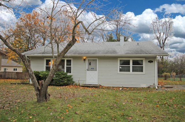 $259,900 | 1032 Betty Drive | West Side Lake Zurich