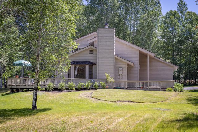 $1,975,000 | 2-4 Black Birch Drive | Sun Valley