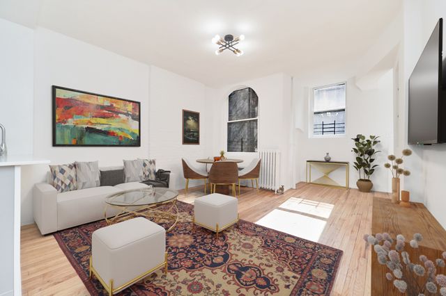 $7,300 | 324 East 74th Street, Unit 1C | Lenox Hill